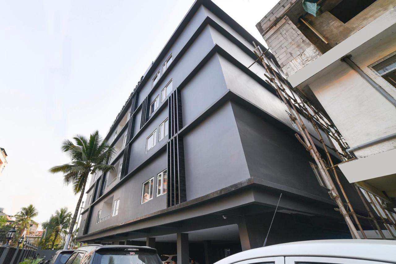 Vaccinated Staff- Oyo Townhouse 384 Nk Hotels Dispur Luaran gambar
